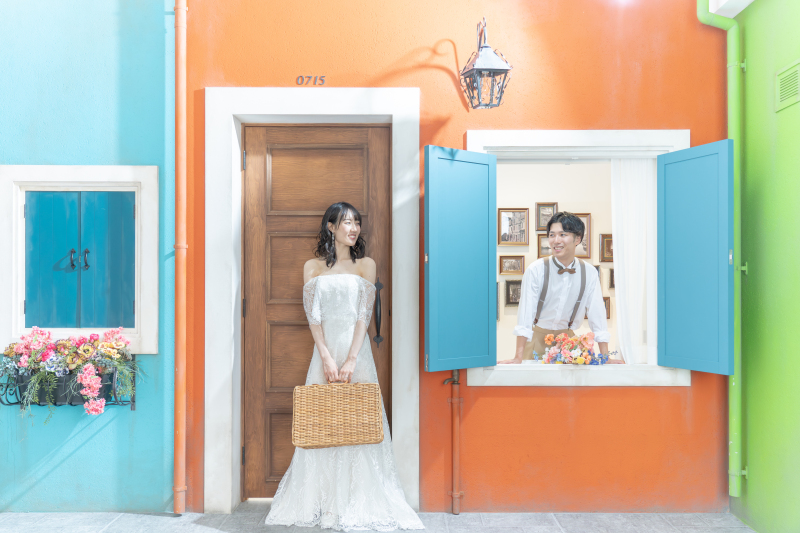 ブラーノ島では小窓を使って