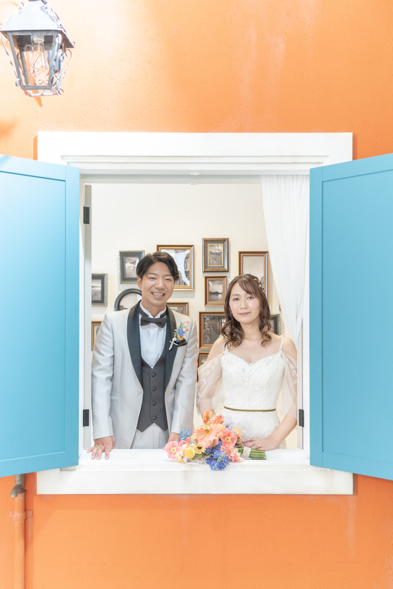 小窓からこんにちは♪