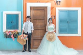 いつもの笑顔で特別な一日を　＊洋装2着 スタジオ撮影プラン＊