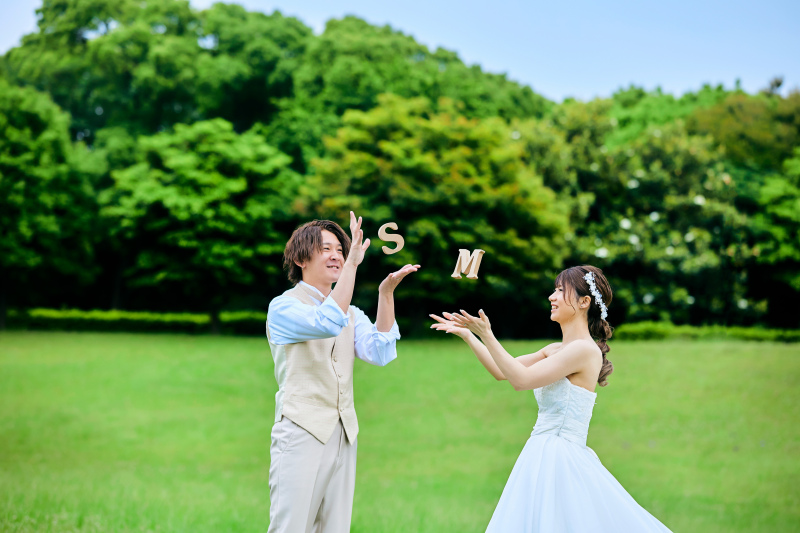  洋装にお仕度してロケーション撮影へ！