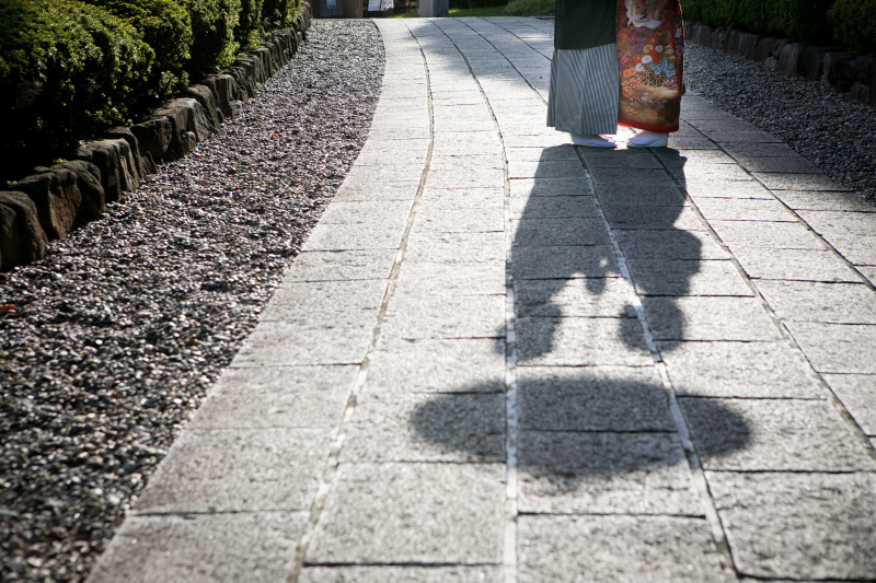 まっすぐ延びる影も素敵な演出に・・・