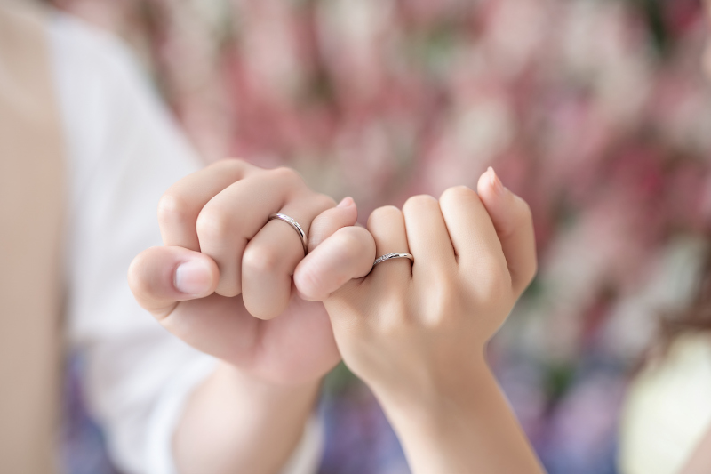 指輪は小指を繋いで・・・