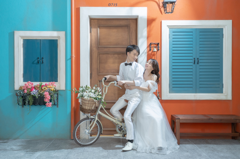 おふたりの好きなアイテムで　～スタジオ洋装1着プラン～