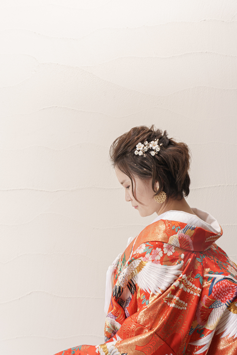 金箔をちりばめたヘアアレンジ