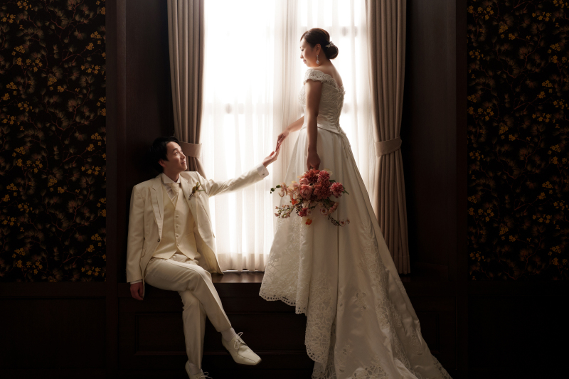 窓からの光を使って