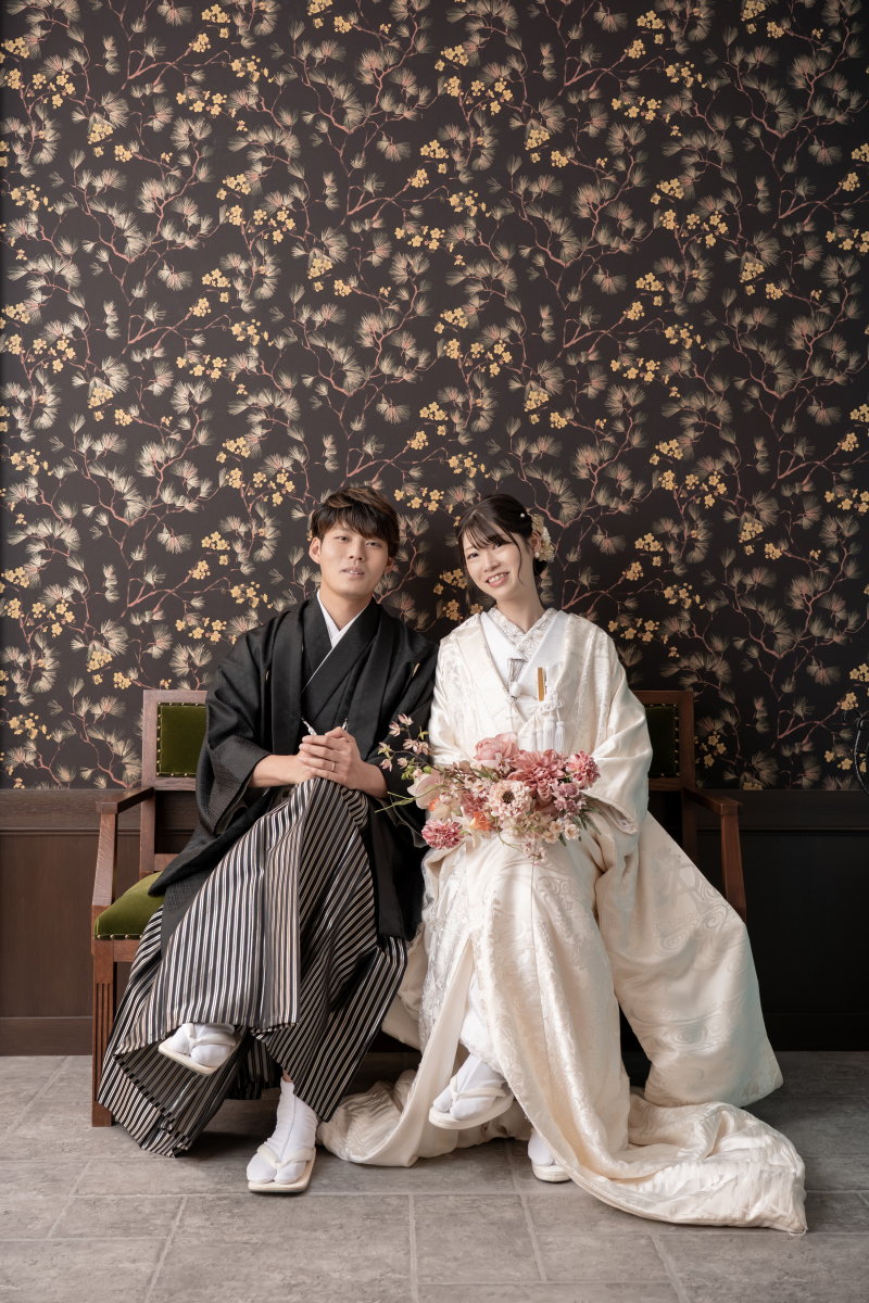 ラフなポーズもOK♪