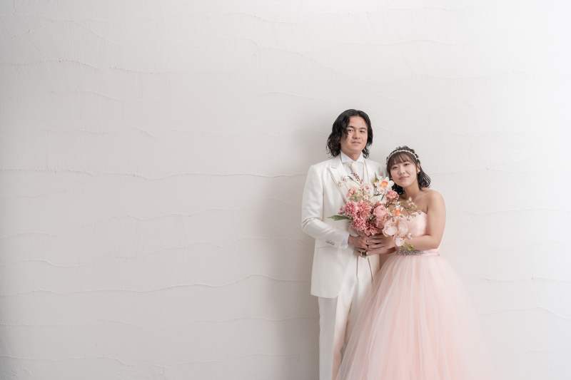 ウエディングドレスもカラードレスも♪よくばり洋装2着プラン