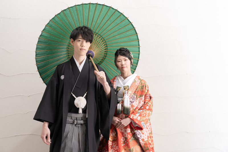 緑の番傘と共に