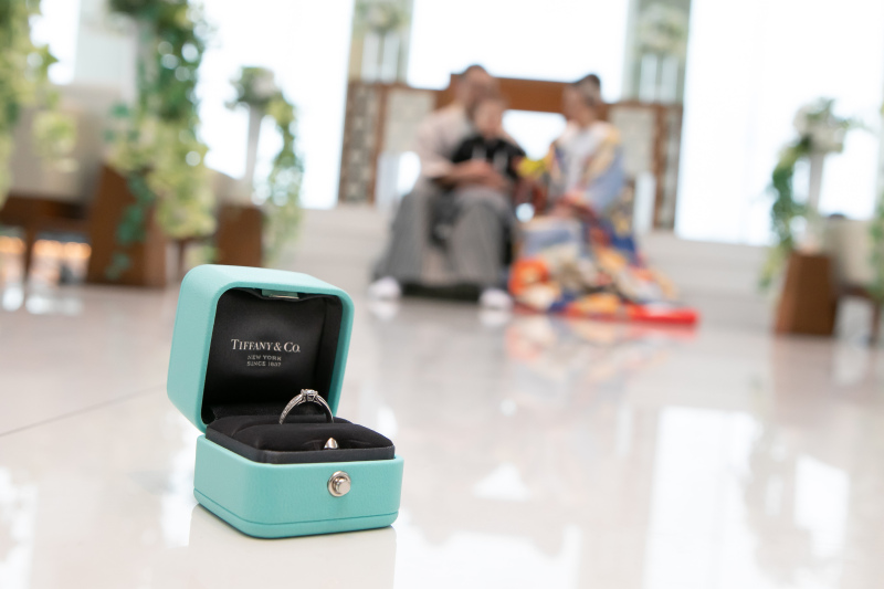 エンゲージリング越しに・・