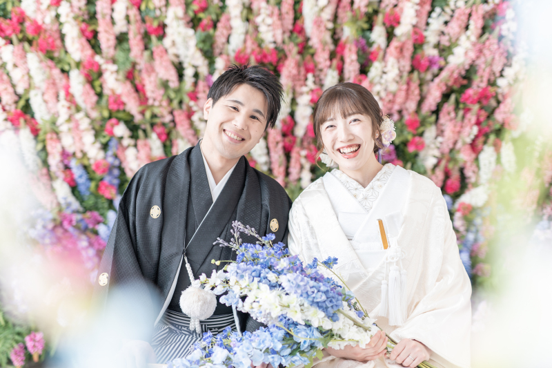 背景とお揃いのブーケで