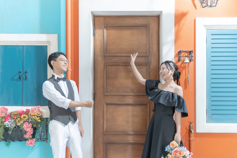 ブラックドレス&ベストで