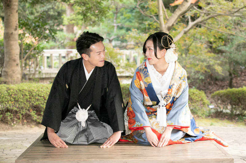 東屋での正座ショット