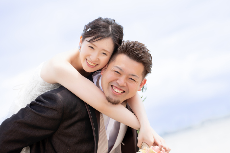 ドレスで叶えるおんぶショット