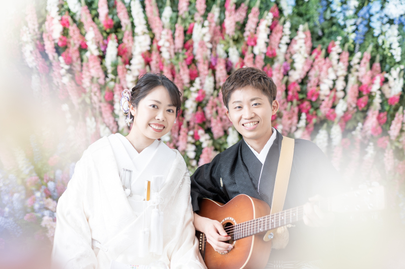 大好きなお花とギターと共に