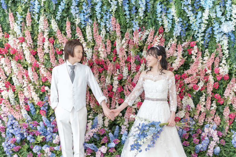 仲良く手を繋いで・・♡