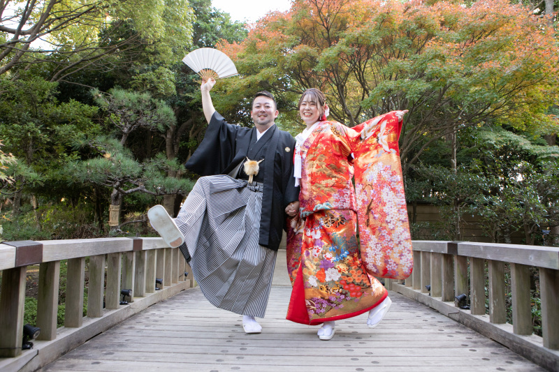 元気いっぱいのポーズも！