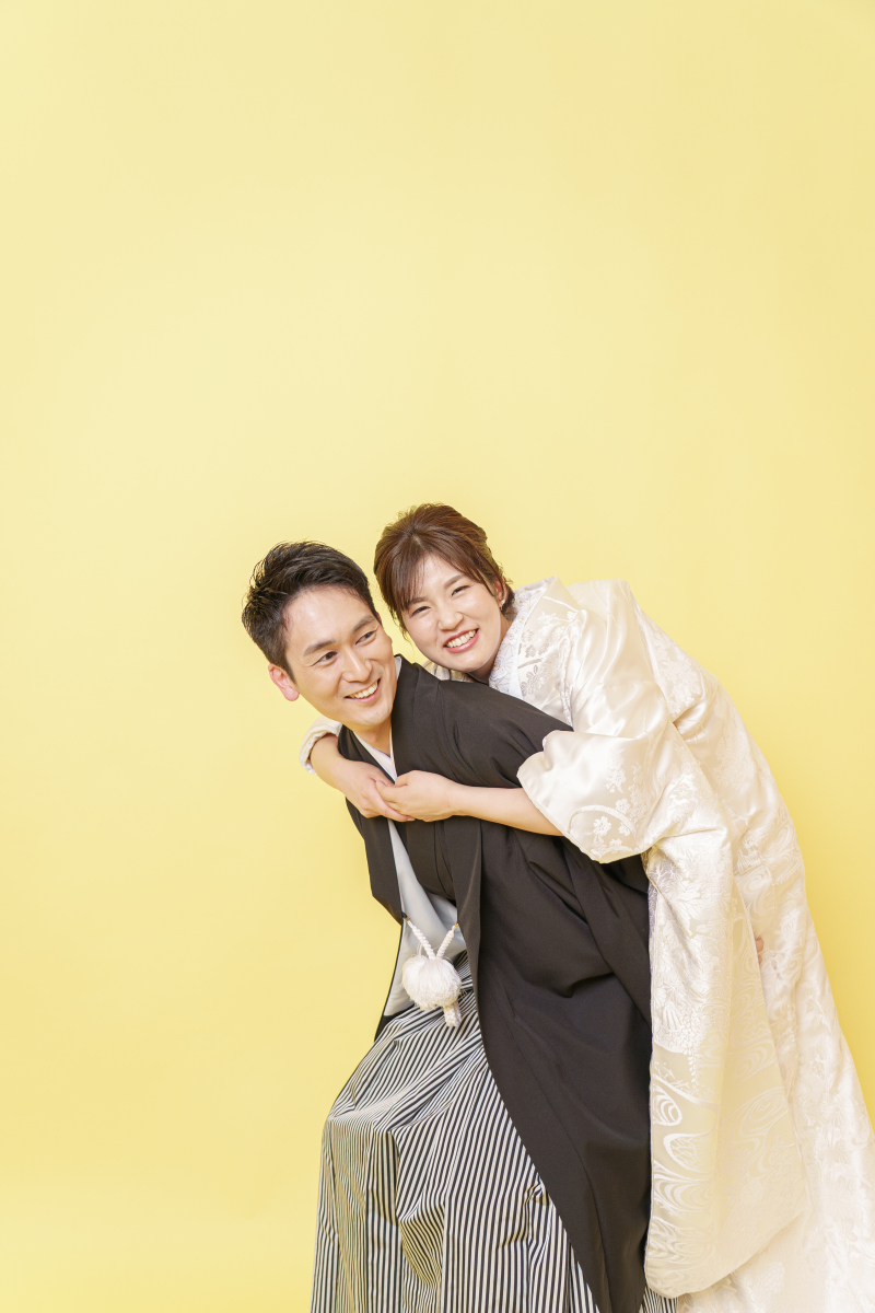 イエローの背景で他とは違った雰囲気に♪