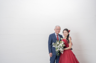 新たな記念日に♪　＊洋装2着　スタジオ撮影プラン＊