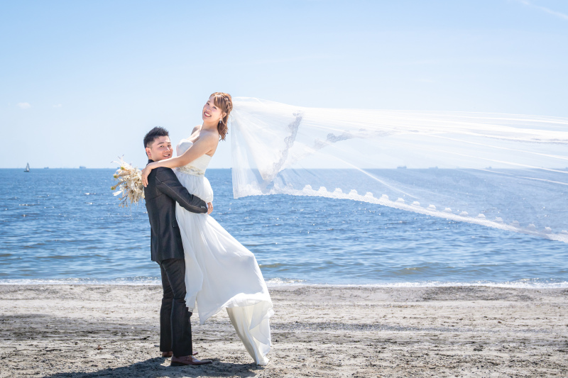 抱っこポーズで!