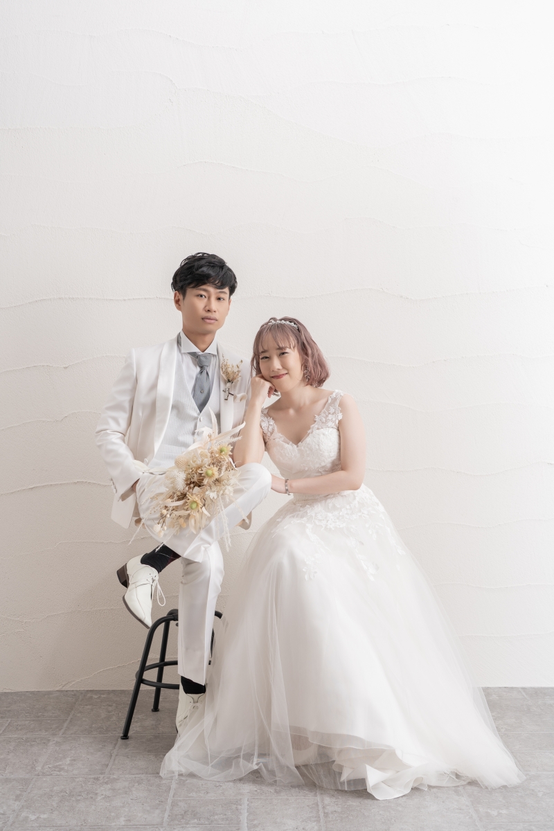 洋装1着目はウエディングドレスから