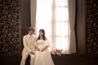  特別な瞬間のマタニティウェディングフォト　＊洋装＆和装 スタジオ2着プラン＊