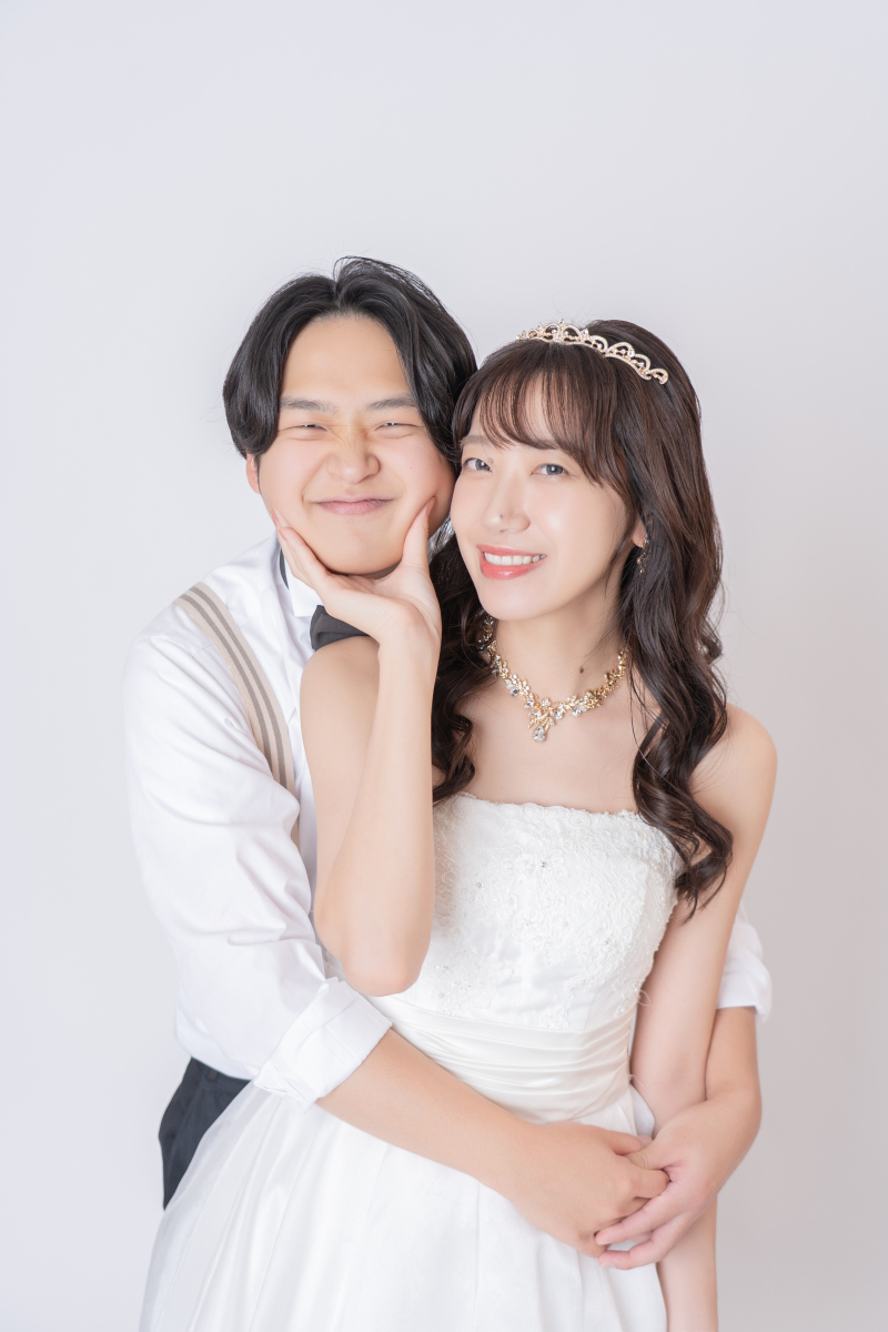 ホワイトのシンプルなシーン