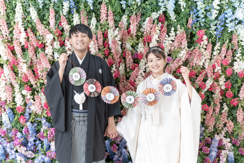 ガーランドを持って