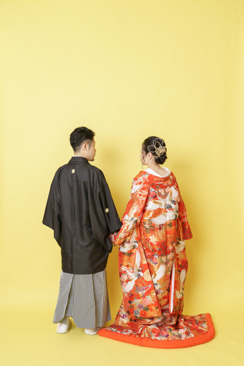 Simple Wallはイエローで!