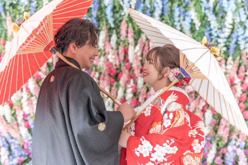 壁一面のルピナスに