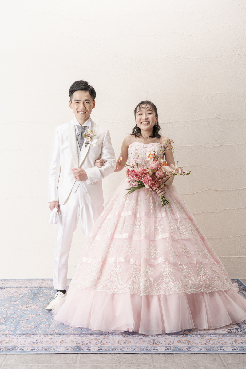 淡いカラードレスがとってもかわいい