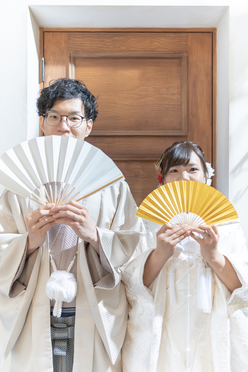  扇子を使ったこんなショットも！