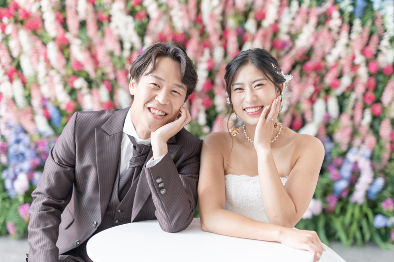 壁一面のルピナス