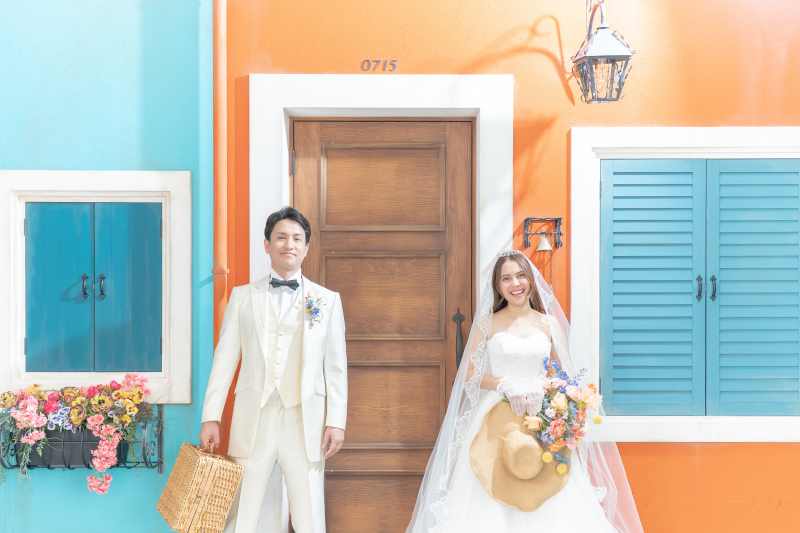 カラフルなブラーノ島