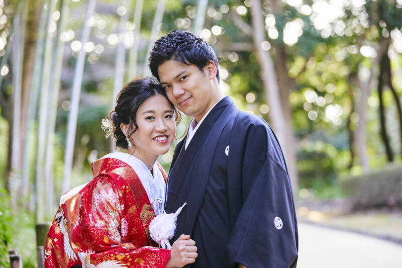 仲睦まじく寄り添ったおふたりも