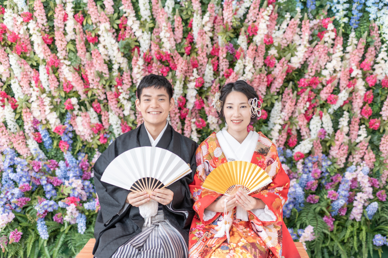 壁一面のルピナス