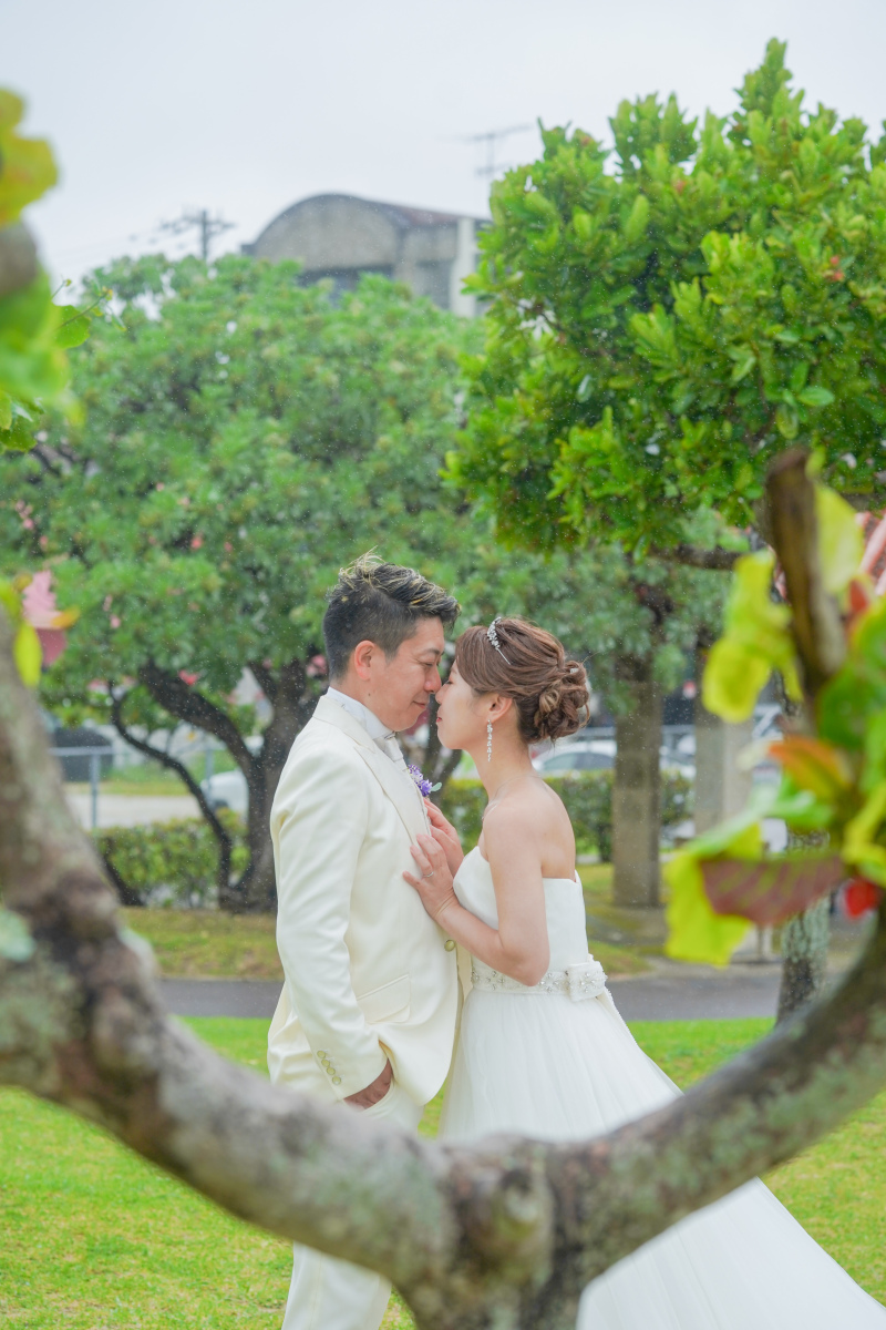 ナチュラルな木洩れ日の中で、ちょっとだけドキドキ