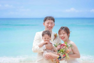 家族でチャペル&ビーチ撮影