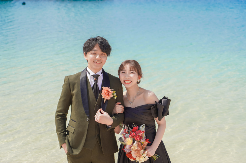 腕を組んで、幸せ満点！