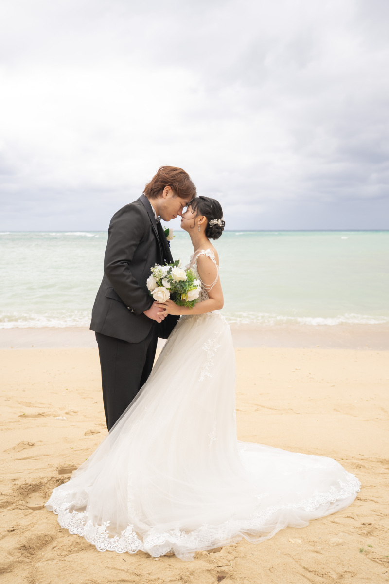 おでこを合わせて