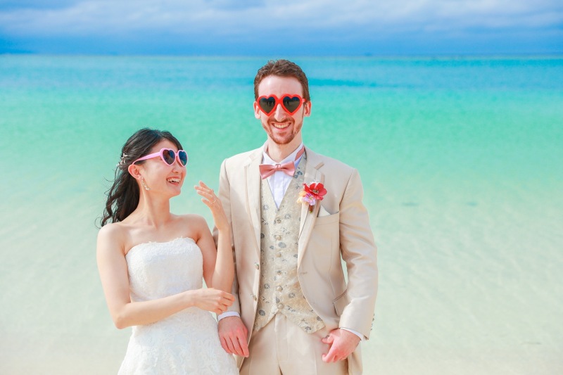 ビーチでリラックス撮影