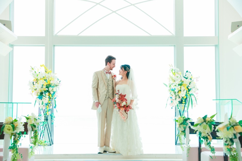 高台のチャペルでの挙式風撮影