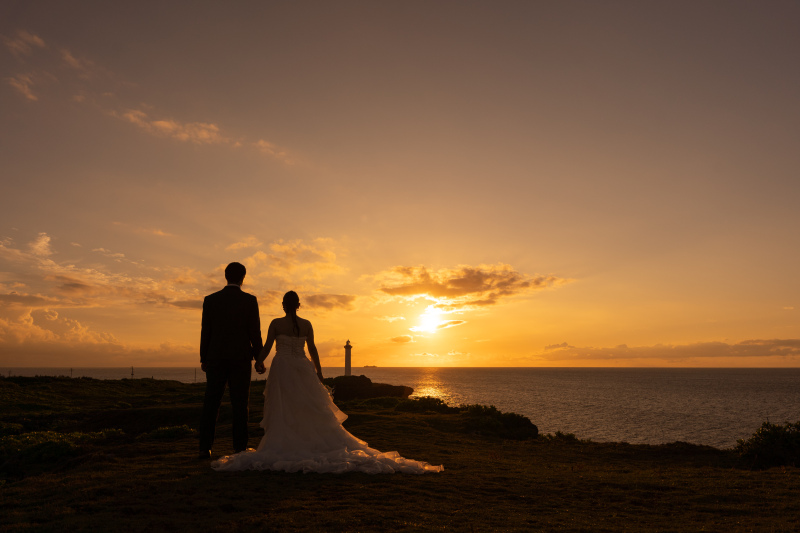沈む夕陽に願いをこめて