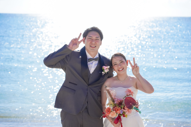 とってもハッピーな瞬間をピース