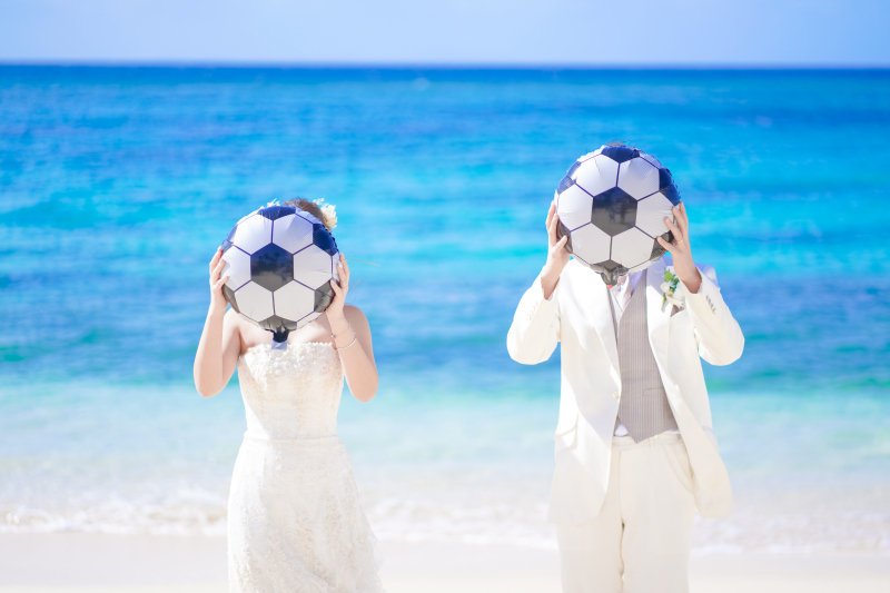 ウェディング、カラーどちらのドレスも豊富