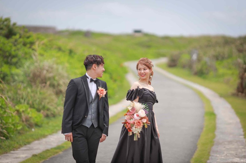 【ドレス2着/スカイチャペル】高層階チャペルとビーチでドレス2着撮影プラン♪ドローン動画付き!!今ならヘアチェンジサービス中♪