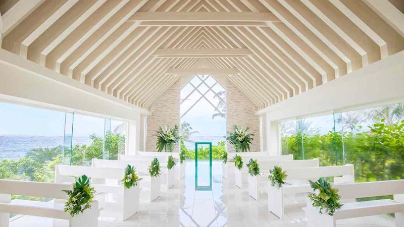 【ボタニカルチャペルプラン】ムーンチャペル/リゾートグリーン/ビーチでの撮影ができるプラン♪もちろんドローン撮影込み♪