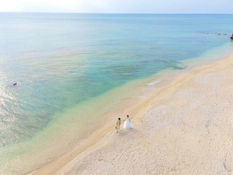 【お年玉キャンペーン】★ドレス２着ロケ地3ヶ所サンセット込みプラン★&yen;122,000！！ドローン撮影付き！！※2026年撮影限定