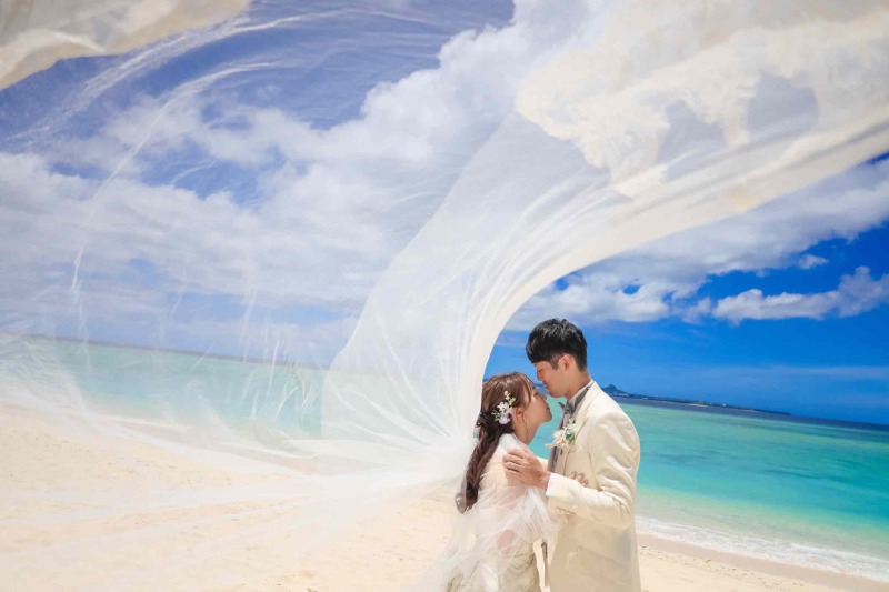 【お年玉キャンペーン】★ドレス２着ロケ地２ヶ所サンセット込みプラン★&yen;108,000！！ドローン撮影付き！！※2026年撮影限定