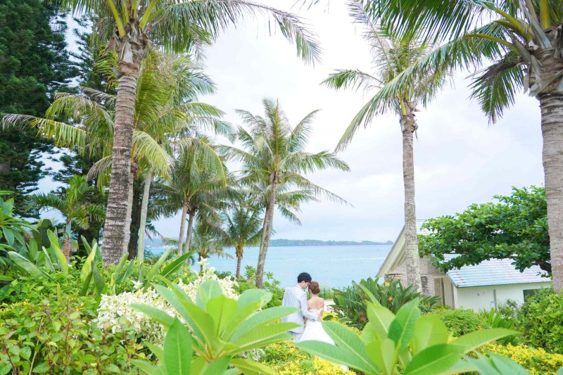 【ドレス2着/ムーンチャペル撮影プラン】★チャペル&ビーチ&グリーン(ドレス2着)¥162,000★ドローン撮影も付いてる♪