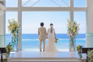 【お年玉キャンペーン】★チャペル&テラス&ビーチ&yen;98,000★セレモニー撮影サービス♪♪※2026年撮影の方限定